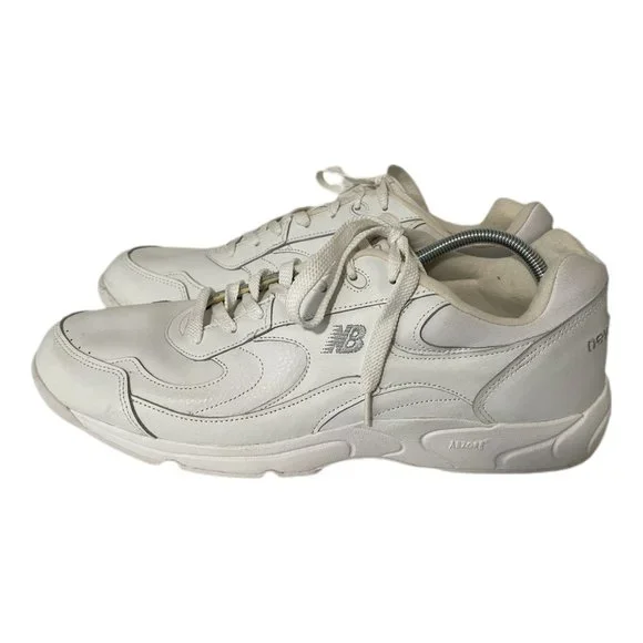 New Balance \